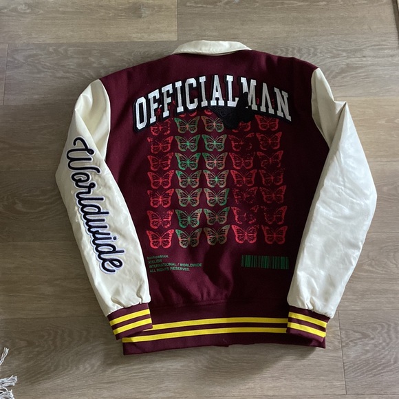 Mens medium maroon and white leather varsity jacket - Picture 4 of 6